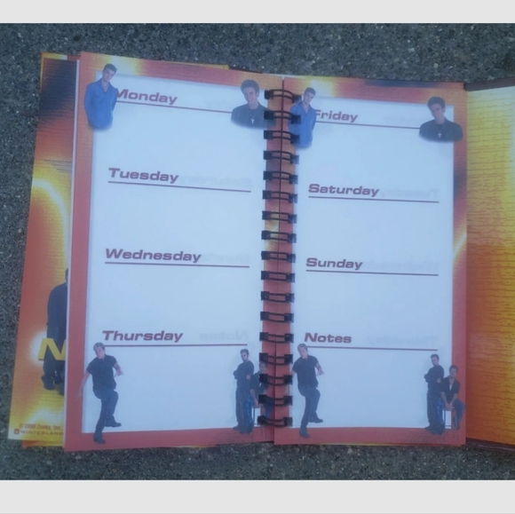 Vintage 2000 NSYNC 3-Fold Organizer Notepad, Diary & Address Book sealed - Picture 5 of 6